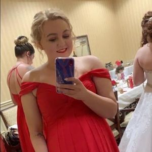 Meet your Posher, Belle